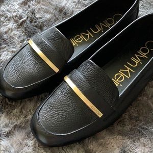 Calvin Klein- flats dress shoe